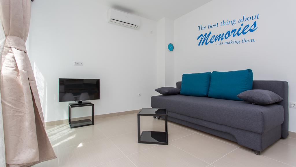 Apartments Memories 巴斯卡 外观 照片