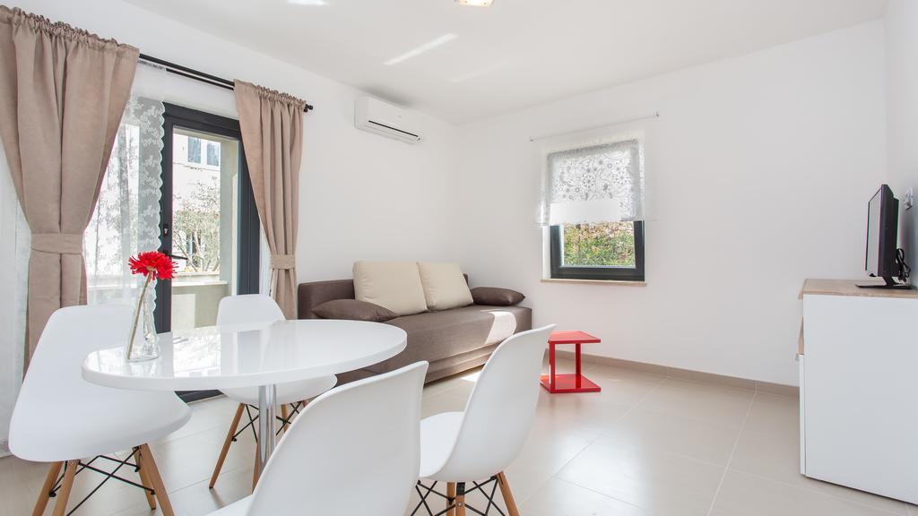 Apartments Memories 巴斯卡 外观 照片